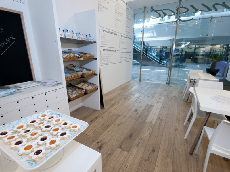 Duchateau Chateau 7.50" x 74.81"