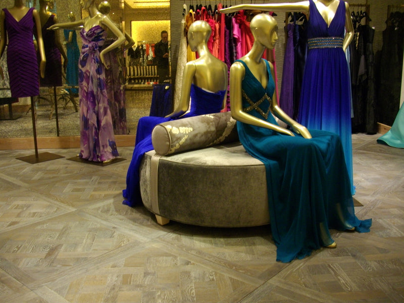 Duchateau Palais 36" x 36"