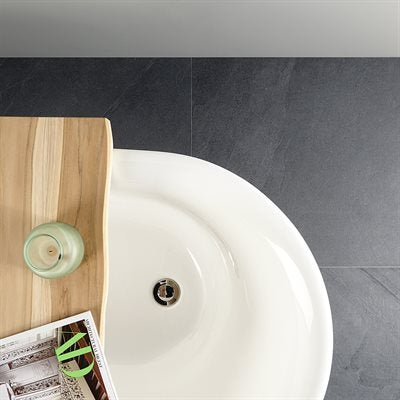 Soho Studio Hamlet 24" x 24" Nero