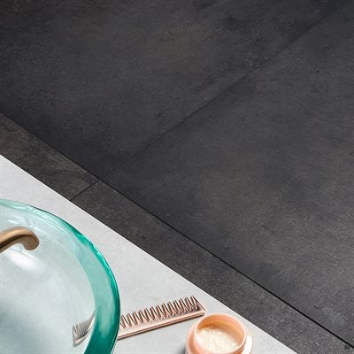 Soho Studio Brooklyn 24" x 48" Black