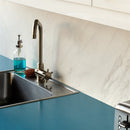 Soho Studio Torque 15" x 30" Blanco