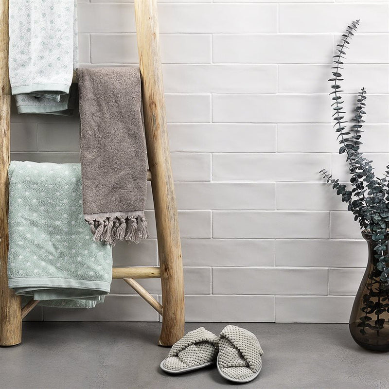 Soho Studio Colonial 3" x 12" White